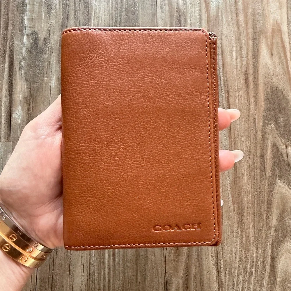 COACH Men's Leather Passport Holder in Tan Brown